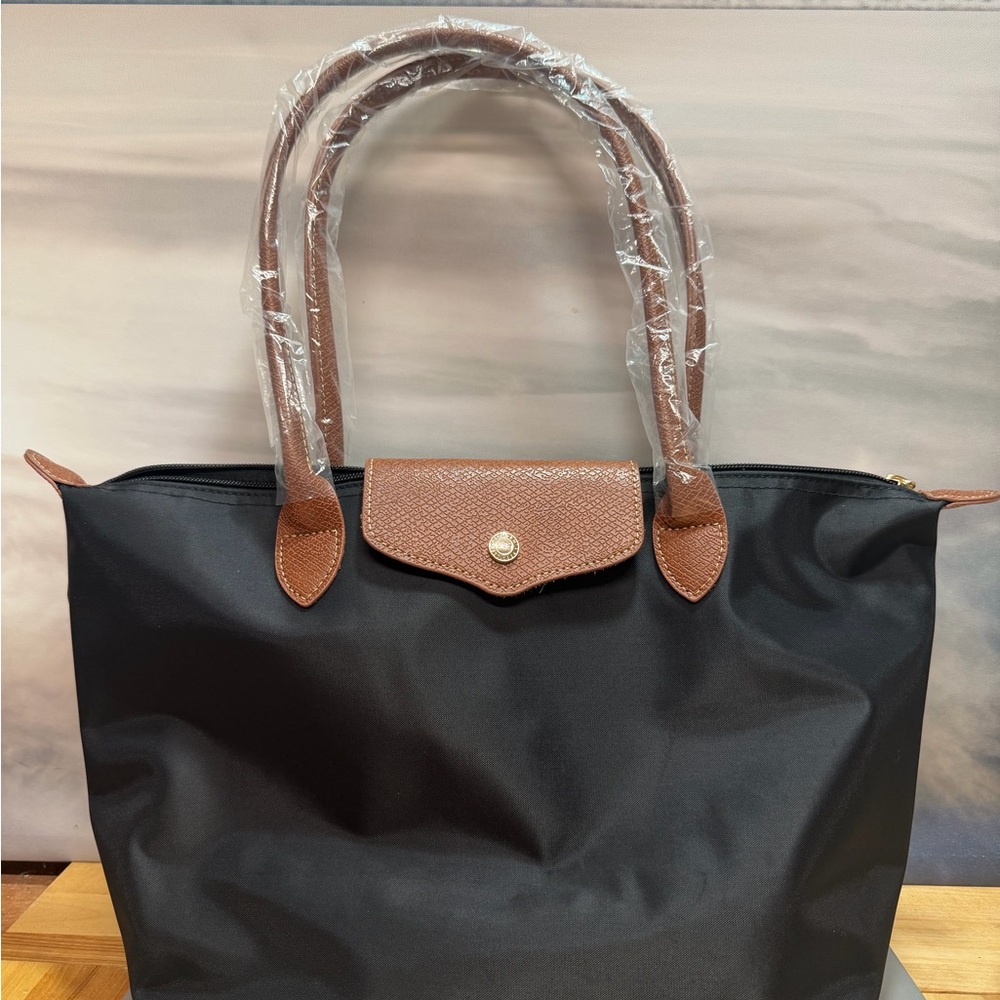 Nylon Tote Bag Black Brown | Minimalist Quiet Luxury Everyday Work Bag . - Picture 8 of 8